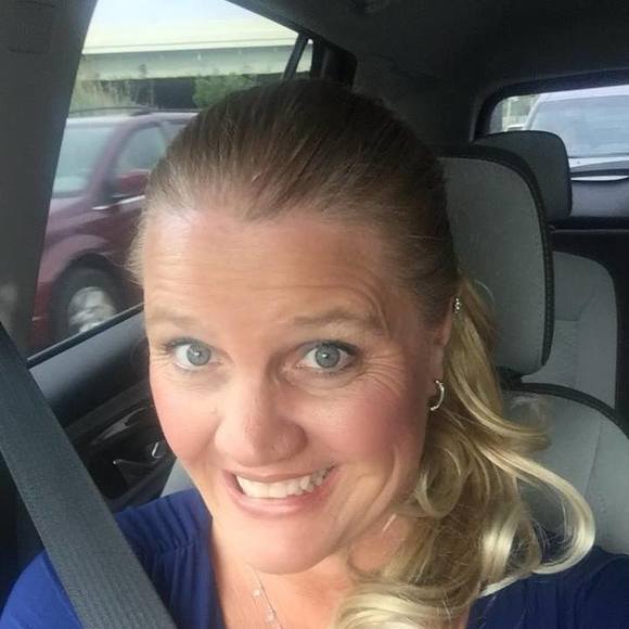 Meet your Posher, Pamela - Picture 1 of 1